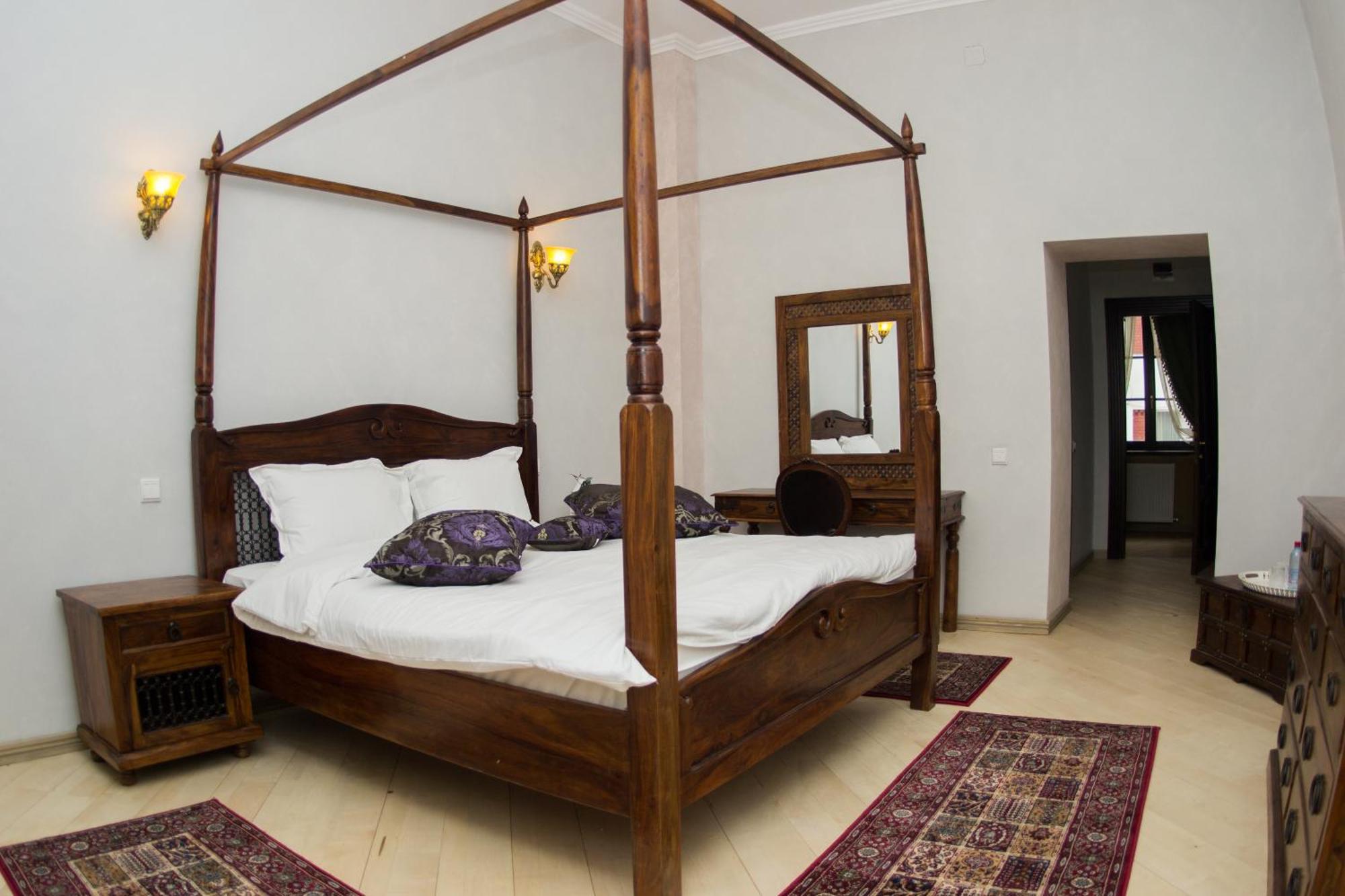 فندق Regal 1880 سِنايا الغرفة الصورة