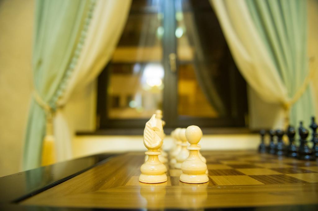 فندق Regal 1880 سِنايا المظهر الخارجي الصورة