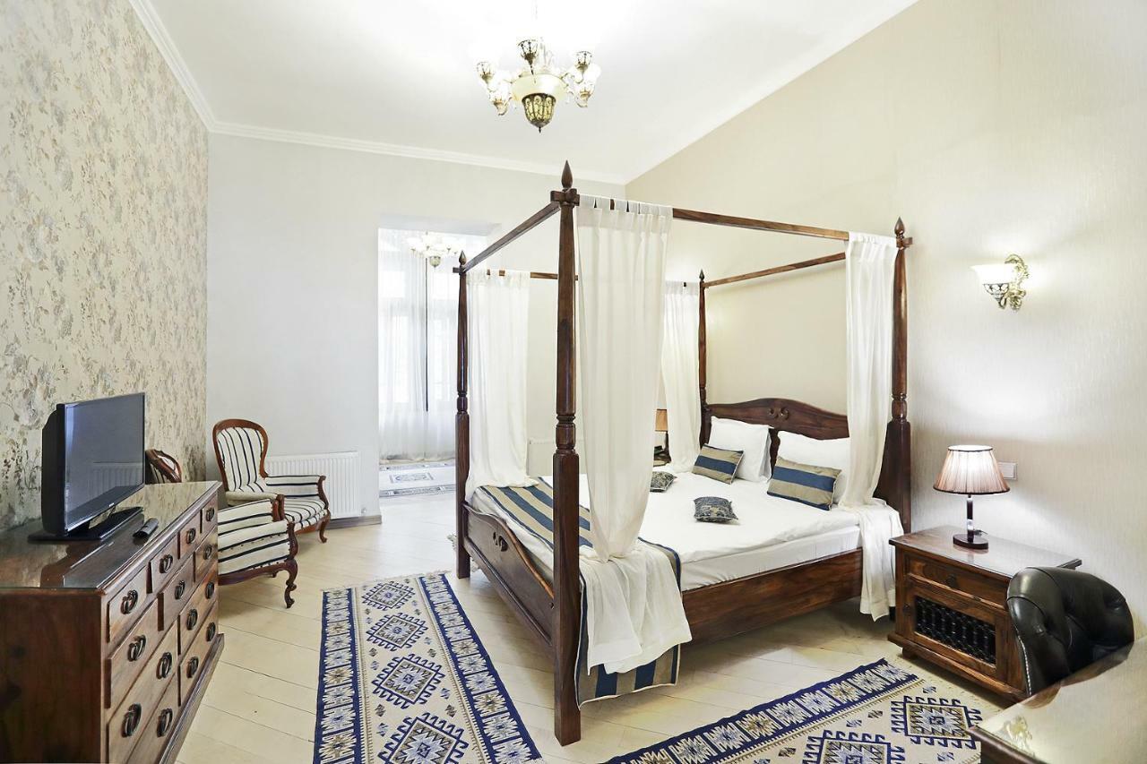 فندق Regal 1880 سِنايا المظهر الخارجي الصورة