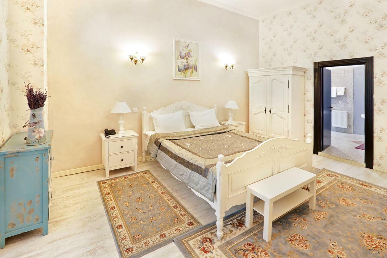 فندق Regal 1880 سِنايا المظهر الخارجي الصورة